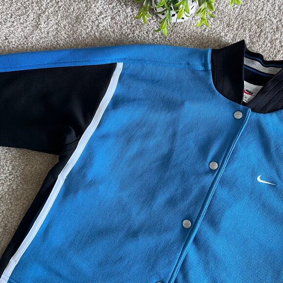 Nike Blue Snap Button Striped Varsity Vintage Bomber Jacket Size: Large 12-14 - Picture 4 of 15